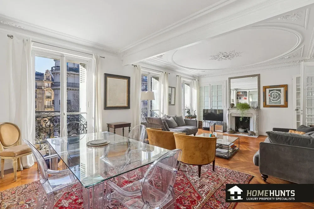 Wohnzimmer; blick, tageslicht, moderner stil