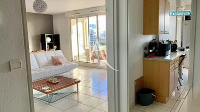 Wohnzimmer; blick, fliesenboden, tageslicht