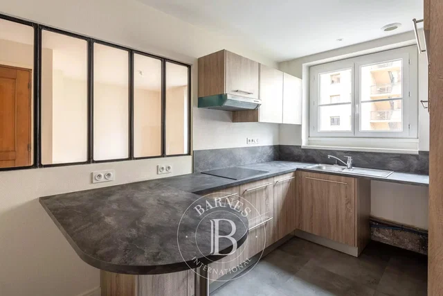 Kitchen; kitchen appliances, view, natural light, modern style, renovated