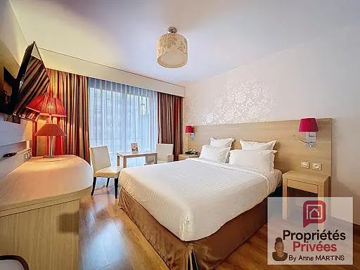 Schlafzimmer; tageslicht, moderner stil