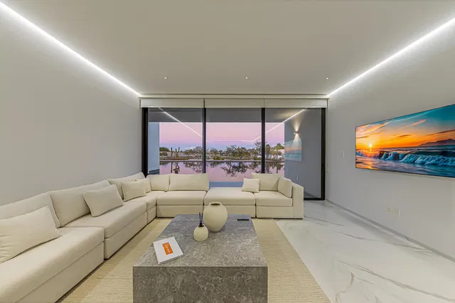 Salón; vista, luz natural, estilo moderno