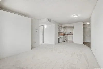 Obývačka; prirodzené svetlo, po rekonštrukcii