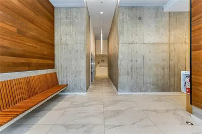 Otro; suelo de baldosas, vigas de madera, suelo de madera