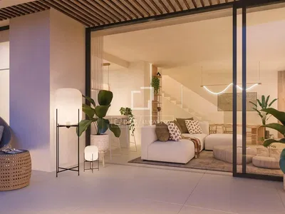 Salón; luz natural, estilo moderno, suelo de baldosas