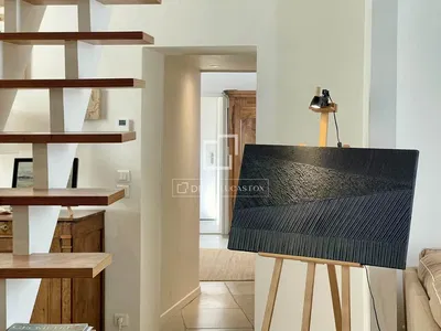 Living room; modern style, natural light