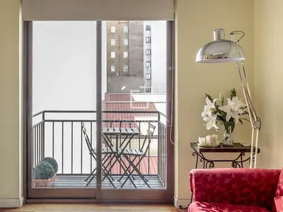 Salon; vue, lumière naturelle