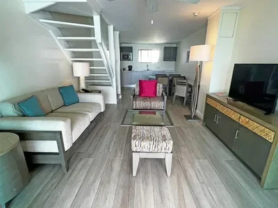 Oturma odası; modern stil, doğal ışık