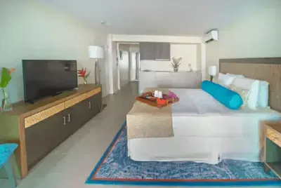 Sypialnia; światło dzienne, styl nowoczesny