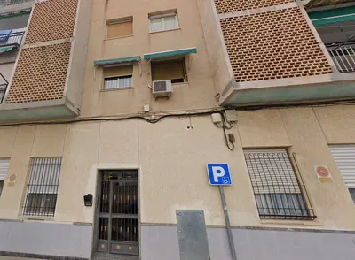 المنزل والمناطق المحيطة