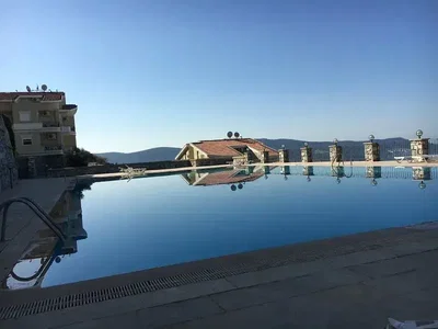 Teras; manzara, yüksek tavan