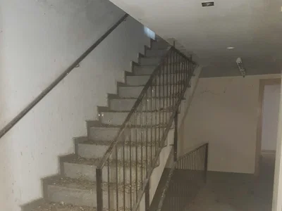 Keller; renovierungsbedürftig