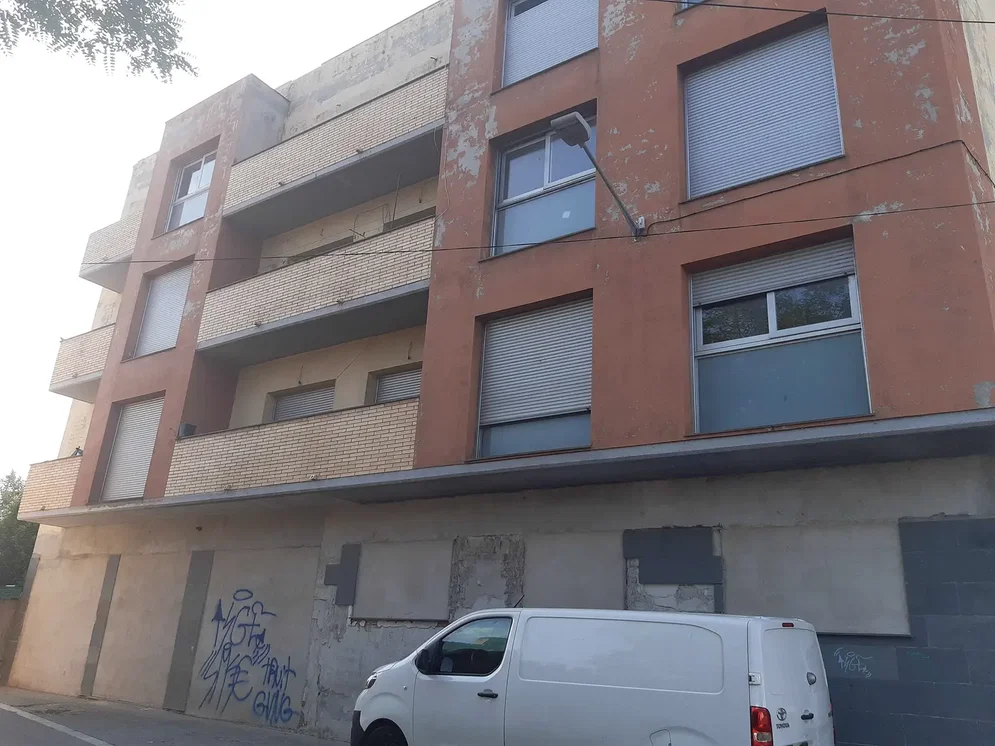 Haus und umgebung; renovierungsbedürftig