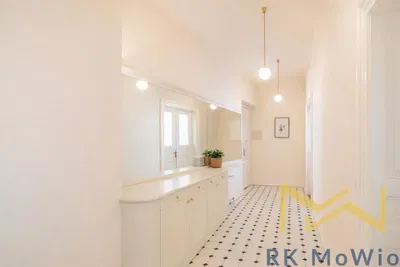 Šatňa; dlažba, prirodzené svetlo, po rekonštrukcii