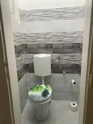 Aseo; suelo de baldosas