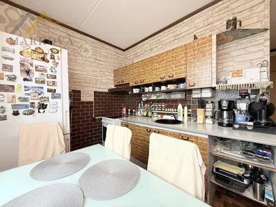 Cuisine; électroménager, lumière naturelle, style moderne