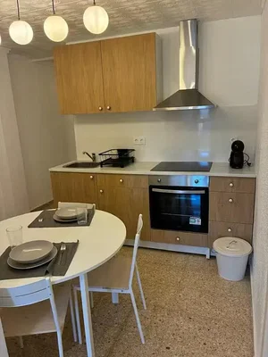 Kuhinja; kućanski aparati, prirodna svjetlost