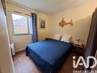 غرفة نوم; ضوء طبيعي, أرضية خشبية