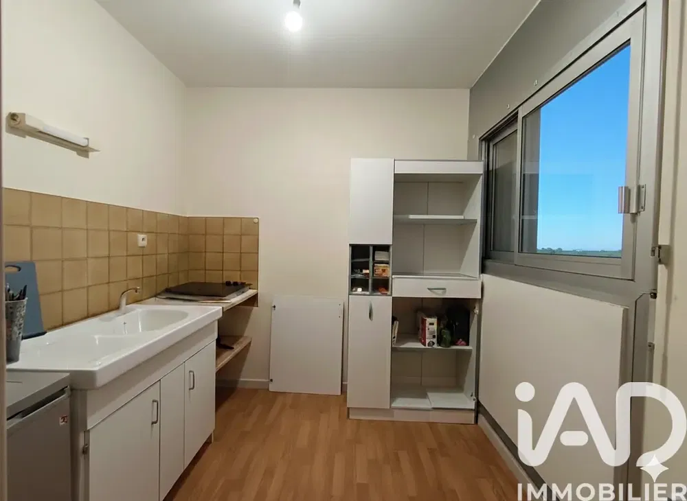 Cuisine; vue, carrelage