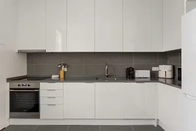 Kuchyně; kuchyňské spotřebiče, dlažba