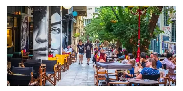 Casa e dintorni; commerciale