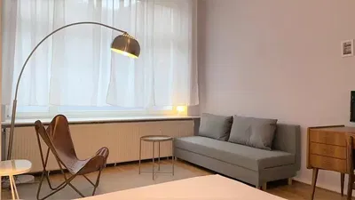 Soggiorno; luce naturale, stile moderno