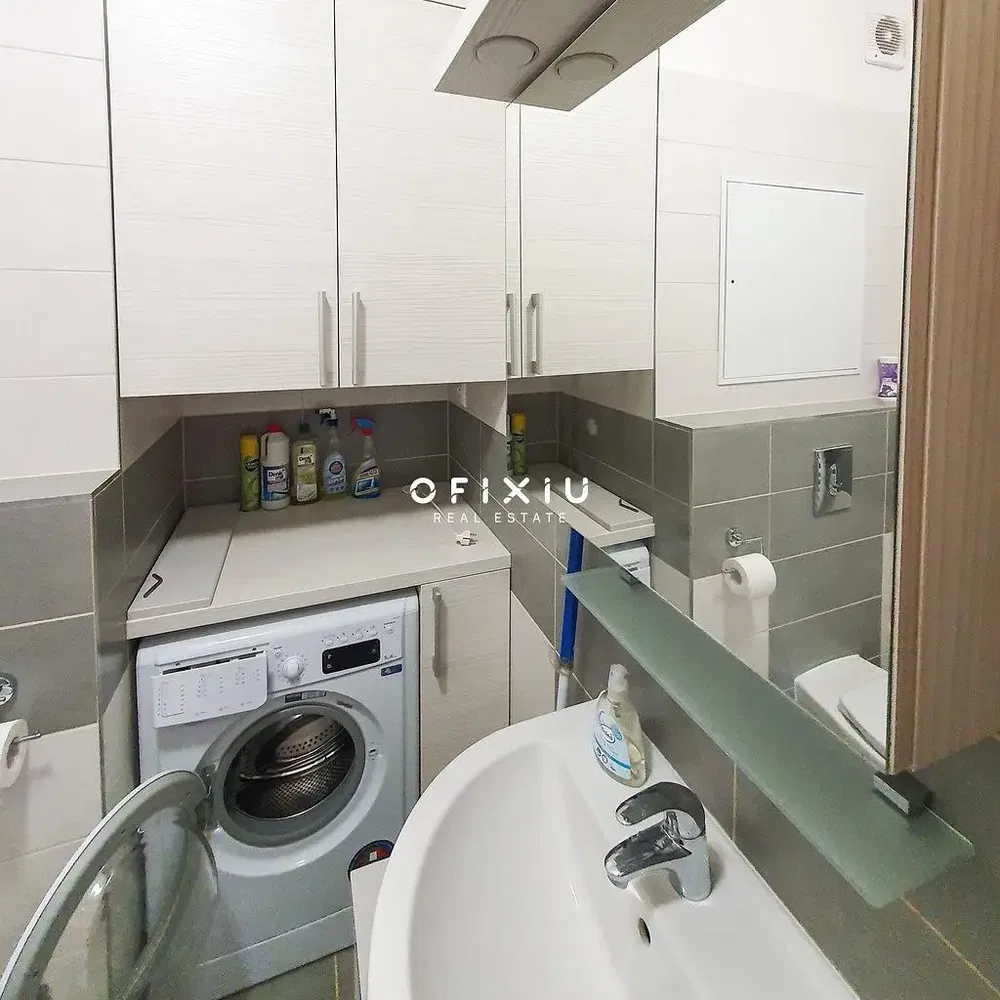 Toaleta; kuchynské spotrebiče, prirodzené svetlo