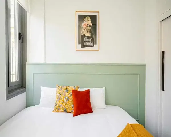 Schlafzimmer; tageslicht, moderner stil