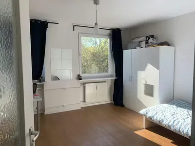 غرفة نوم; ضوء طبيعي, أرضية خشبية