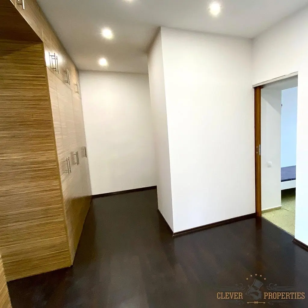 Spálňa; prirodzené svetlo, po rekonštrukcii