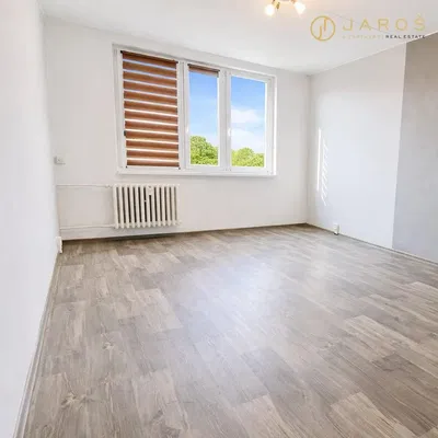 Schlafzimmer; blick, holzboden, tageslicht