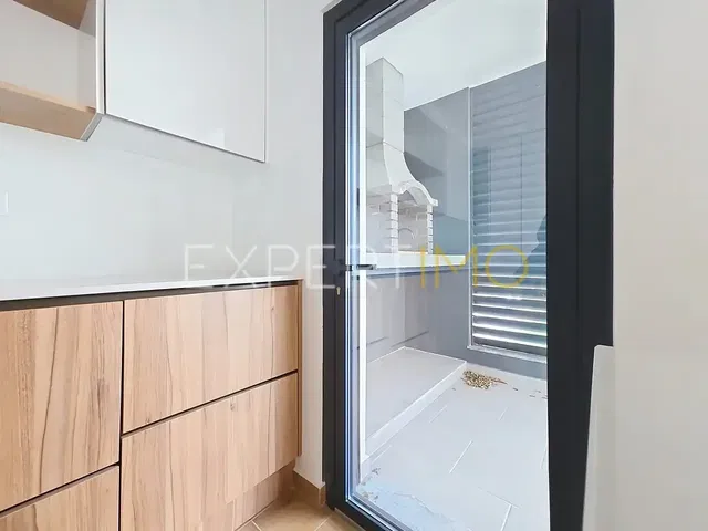 Κουζίνα; πλακάκια, θέα