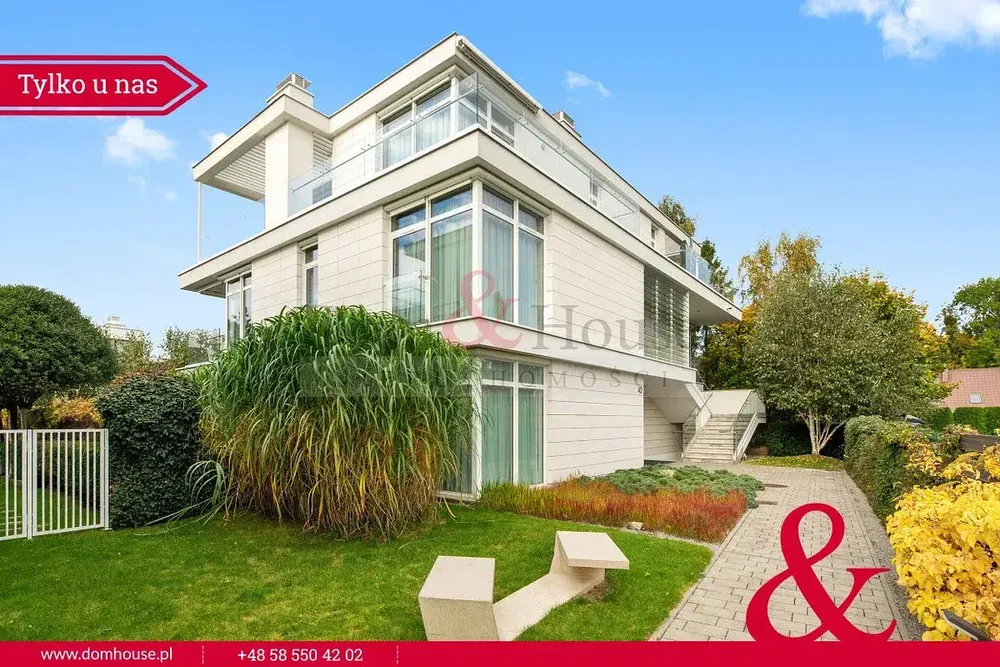 Haus und umgebung; blick