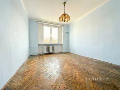 Bedroom; wood floor, natural light