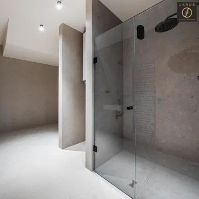 Баня; естествена светлина, ремонтиран, плочки