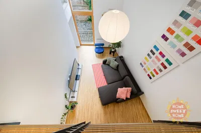 Хол; гледка, естествена светлина, модерен стил, дървен под