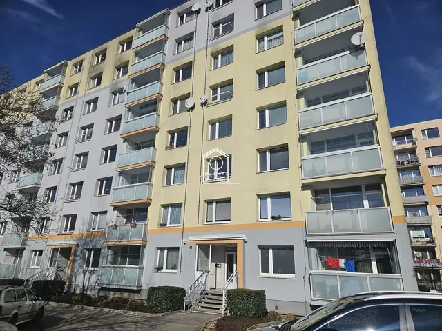 House and surroundings