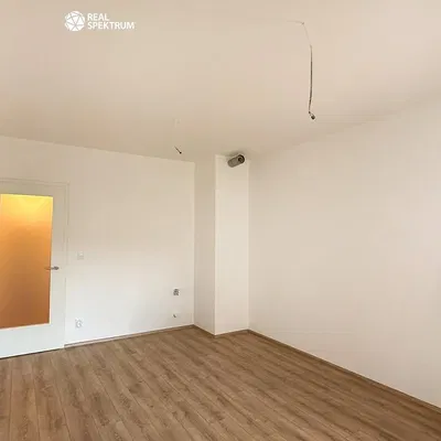 أخرى; أرضية خشبية, يحتاج إلى تجديد