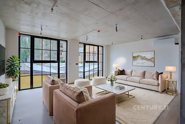 Wohnzimmer; blick, tageslicht, moderner stil