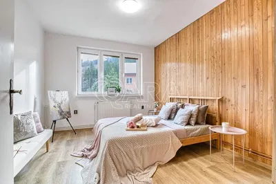 Spavaća soba; prirodna svjetlost, moderan stil