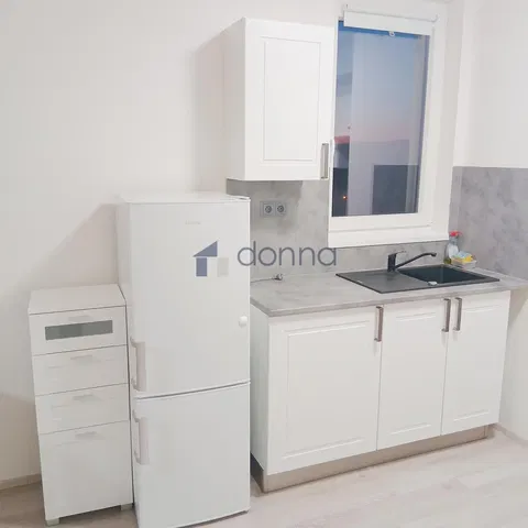 Кухня; кухненски уреди, ремонтиран