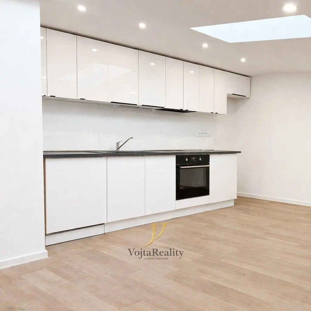 Küche; küchengeräte, moderner stil, renoviert, tageslicht