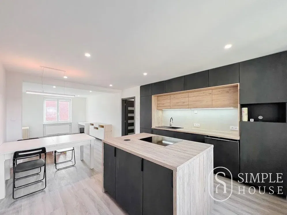Kitchen; kitchen appliances, modern style, natural light, renovated