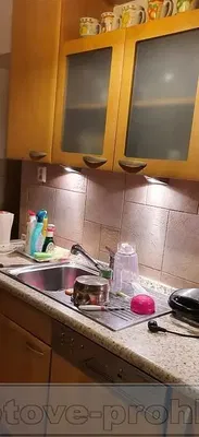 Küche; küchengeräte, fliesenboden