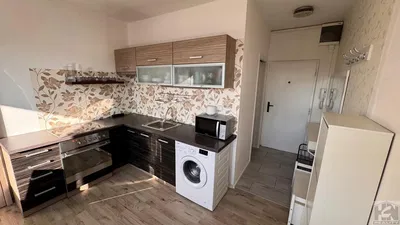 Küche; küchengeräte, holzboden, renoviert, tageslicht