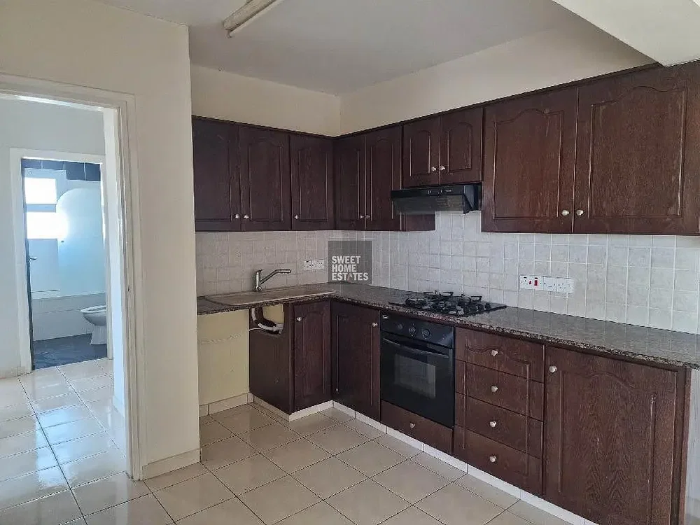 Cuisine; électroménager, carrelage