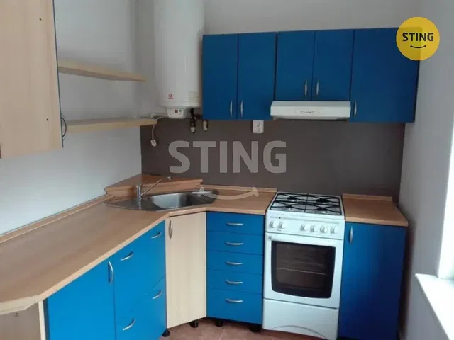 Kuchyně; kuchyňské spotřebiče, ohřívač vody