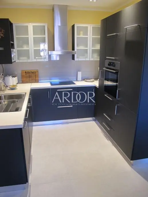 Кухиња; кухињски апарати