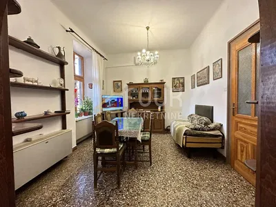 Salón; luz natural, estilo rústico