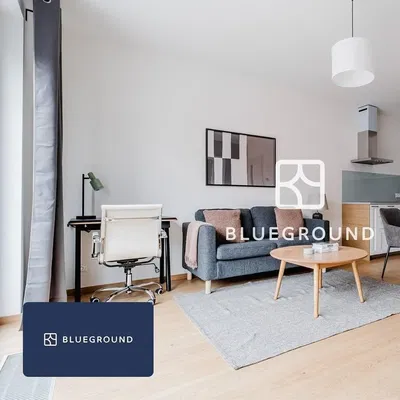 Living room; modern style, wood floor, natural light