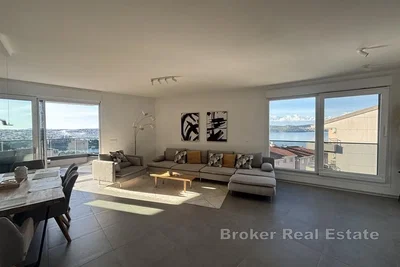 Wohnzimmer; blick, fliesenboden, tageslicht